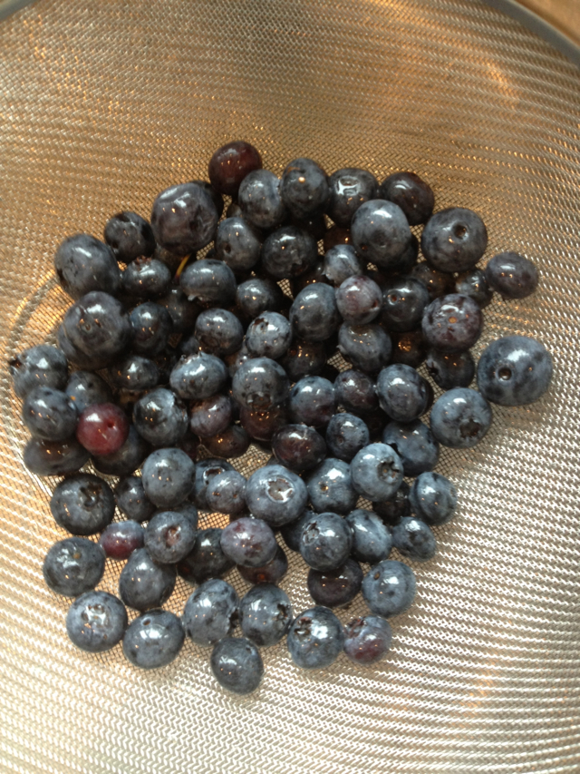 washed blueberries
