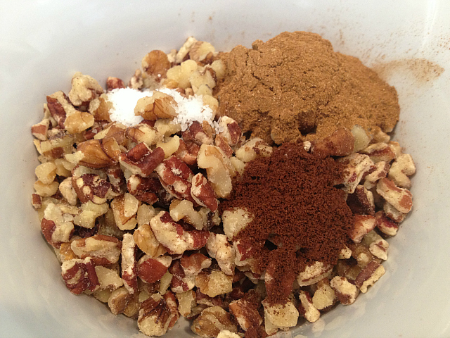 Apple Pie Granola - Nuts and seasonings