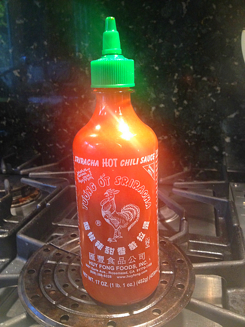 Dixie Fry Chicken - spicy sauce